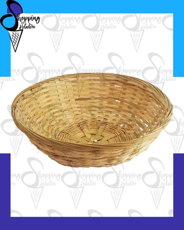 canasta mimbre redonda de 22 cm de diámetro para pan, de Shopping del Heladero en Zona Sur, Buenos Aires.