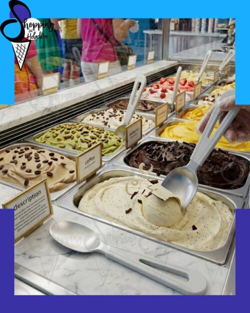 Espatula aluminio con mango plástico para servir helado en Shopping del Heladero, Zona Sur, Buenos Aires.